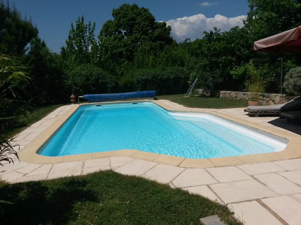 Gite La Paillote Montauroux Bagian luar foto