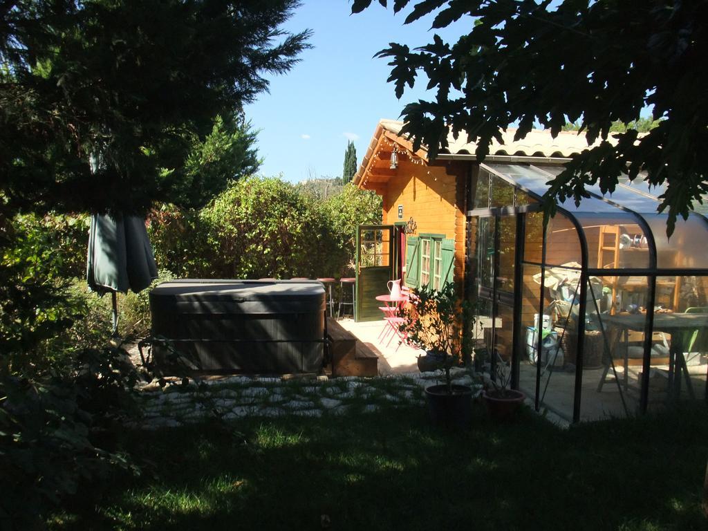 Gite La Paillote Montauroux Bagian luar foto