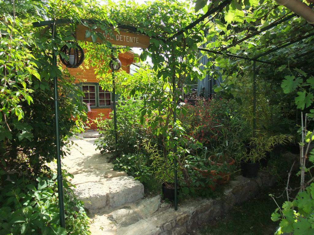 Gite La Paillote Montauroux Bagian luar foto
